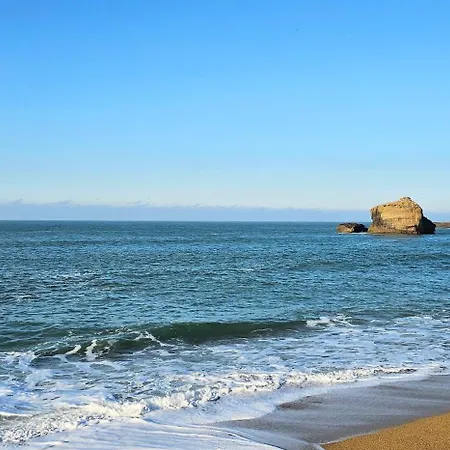 Ortzadar Etxea فيلة Arbonne